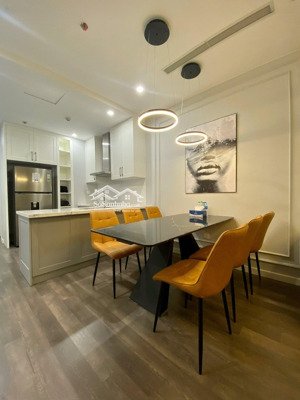 cho thuê cc e4 yên hòa, 50m2, 1pn full đồ nhà đẹp, giá siêu tốt chỉ: 11tr/th. lh 036.381.602