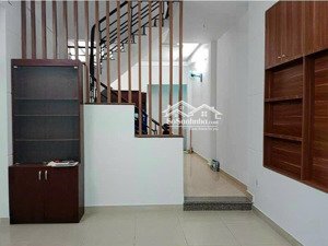 nhà tốt nhất trực đường phạm huy thông .gò vấp . diện tích ngang 5m bề thế . giá chỉ 10.5 tỷ