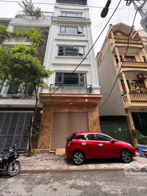 bán nhà hiếm duy nhất tại tô hiệu ô tô tránh vào nhà, full nội thất mặt tiền 5 mét chỉ 11 tỷ