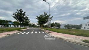 chính chủ ngộp cần bán gấp đất nền hội nghĩa ngay bên cạnh visip 3