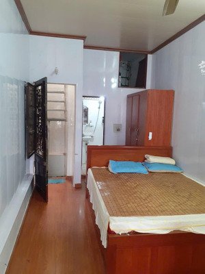 chính chủ cho thuê căn hộ chung cư tầng 3 phương mai, đống đa