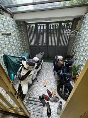 68m2 - 3 tầng - chú bán gấp đi định cư - chỉ 7.45 tỷ - phú nhuận