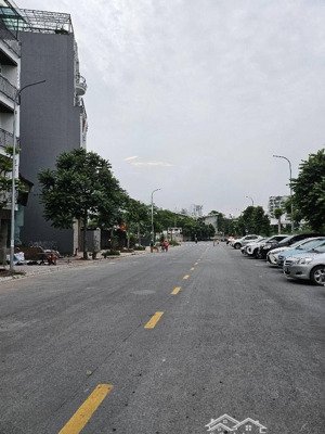 cần bán nhà phong cách đầu tư & ở ổn định nhà 2 trong 1: vừa ở vừa kinh doanh phố lâm hạ