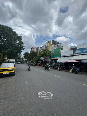 bán nhà hiếm mtkd diệp minh châu (4.2x13m vuông) lửng, 2pn thuận tiện kd, làm văn phòng, 10 tỷ tl