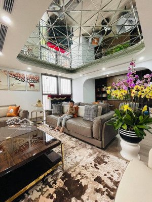 cần bán gấp căn duplex penthouse 250m2 chung cư newskyline, văn quán, hà đông, giá siêu hời 16,5 tỷ