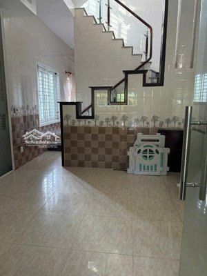 cho thuê nhà riêng 2 lầu, 4pn, 4wc, 60m2 tại trường thọ, thủ đức