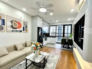 chính chủ cần bán nhanh căn hộ 2n 2vs full nt, view thoáng tại iris garden giá rẻ. lh 