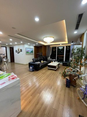 căn hộ 3pn, 2wc tại seasons avenue, mỗ lao, hà đông, 8,8 tỷ, 116m2, pháp lý đầy đủ, full nội thất.