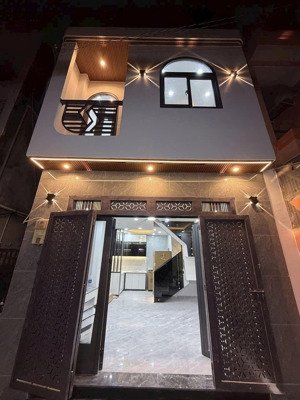 sát sân bay! 4,69tỷ! bán nhà hxh nguyễn văn công, p3. ngay bv 175, cv gia định, nguyễn thái sơn.