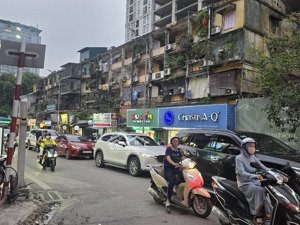 bán mảnh đất vàng tận 125m2 - chỉ có 140tr/m2 - phố vip núi trúc - đầu tư cực tốt lõi trung tâm