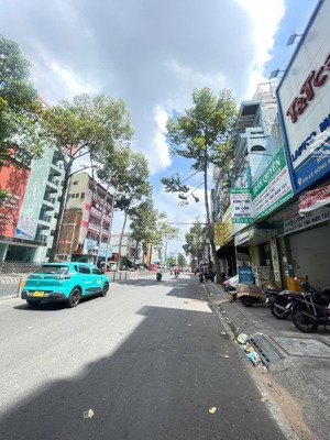 nhà hẻm đẹp sát mặt tiền nguyễn tri phương q10 chỉ 21tỷ dt(11x12m vuông vức) công nhận 115m2