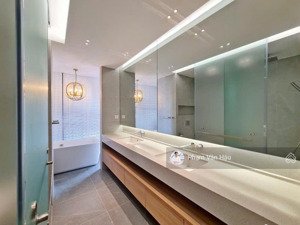 biệt thự 525m² sử dụng ngay quốc hương - thảo điền, thang máy, hồ bơi, nội thất châu âu giá tốt