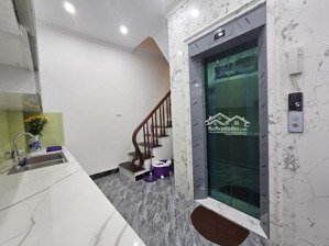 nhà kim ngưu thang máy - ô tô tránh kinh doanh chỉ 6.5 tỷ