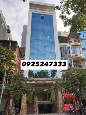 bán nhà mặt phố hoàng quốc việt, 60m2 giá 24.5 tỷ, vỉa hè, kinh doanh