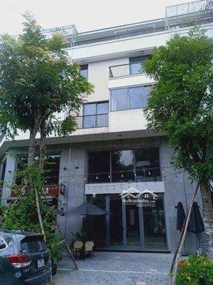 ecopark: bán nhà phố 122.5m2 - mặt tiền 7m - trần t1 cao 6m - vị trí kinh doanh đắc địa - sẵn sổ