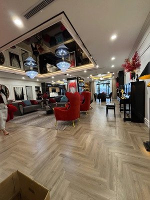 tổng hợp căn bán tại vinhomes royal city 2pn. lh: 