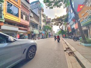 CỰC HIẾM- Bán nhà Mặt Phố Thụy Khuê - 2 Mặt Tiền- Gần Hồ Tây 37m/ Mặt tiền 5m 17.4 Tỷ, Kinh doanh sầm uất - LH 0987881444