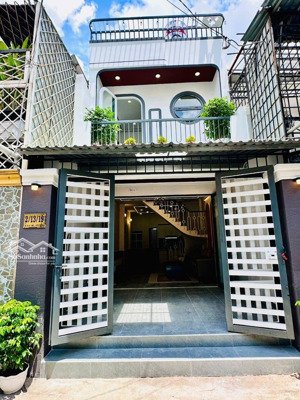 nhà riêng, bán tại thạnh lộc 13, 4,3 tỷ, 60m2, 4pn, 3wc, hướng đb, pháp lý đầy đủ