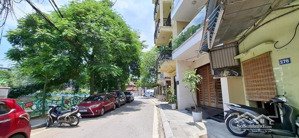 phố hiếm nhà bán -mặt phố - view hồ tây - lô góc - kinh doanh bất bại