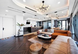 hot deal - 3pn - 116m2 - 9.8 tỷ - ban công đông nam - toà trung tâm - tin thật 100%