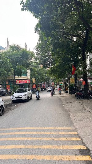 cực kỳ hiếm - mặt ngõ to như phố - vỉa hè 3m - gần cv hoà bình - ngoại giao đoàn - kd đỉnh