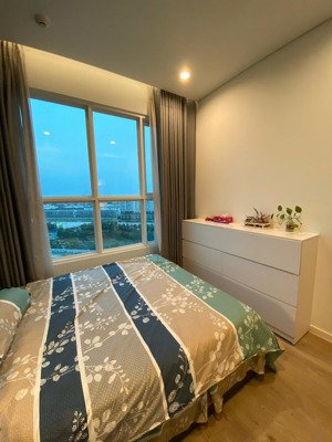 bán căn hộ sadora 2pn view sông có hợp đồng thuê tới 03/2026