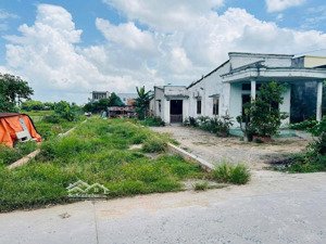 bán lô đất đẹp 5x40m mt kinh doanh đường bàu tràm giá rẻ, shr