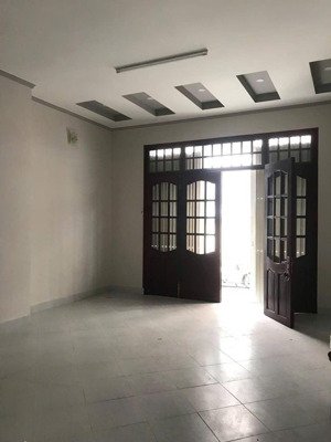 cho thuê nhà nguyên căn 1 trệt 1 lầu đường hồ tùng mậu, giá 7 triệu