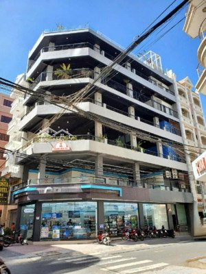 bán khách sạn góc 2 mặt tiền phan văn trị - 163m2=9x18,6m 6 tầng - khu ks bãi sau vũng tàu - 65 tỷ