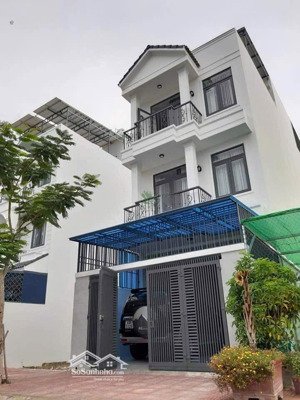 cho thuê nhà đẹp mới 3 phòng ngủ full nội thất khu hà quang 2 giá 23 triệu/tháng