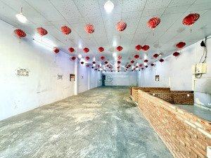 cho thuê mặt bằng siêu rộng 160m2 tuyến đường chính tttp giá 35 triệu/tháng