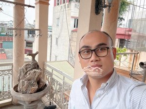 mặt phố kinh doanh đỉnh-đê trần khát chân 37 m 4 tang mt 5.4 14.8 tỷ hai bà trưng . vị trí đăc địa