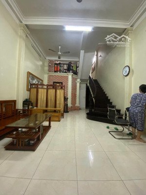 cho thuê nhà riêng 5pn, 3wc, 75m2 tại nguyễn khang, quan hoa, cầu giấy, hà nội, giá tốt