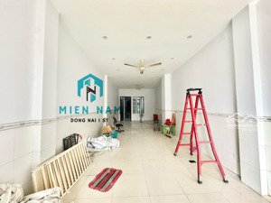 cho thuê nhà đẹp 1 trệt 3 lầu mới sơn sửa đẹp, mặt tiền cách mạng tháng tám, biên hòa