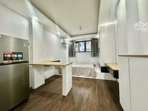 khai trương căn hộ ban công ngay cầu nguyễn văn cừ, qua q1 chỉ 5 phút