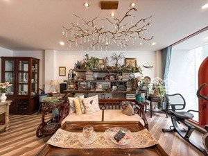 tòa chdv siêu đẹp - phú nhuận - 720tr/ năm - 75m2 vuông a4 - nở hậu 6m - 5 tầng - 7 chdv