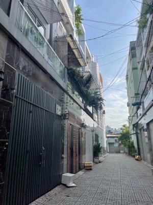 nhà 1 trệt 3 lầu diện tích 55.3m công nhận đủ, không lộ giới giá chào. 7tỷ tl