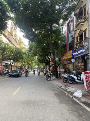 cầu giấy mặt phố_vỉa hè rộng 72m_mt5m_2thoáng_34,3tỷ kinh doanh đỉnh_trung tâm