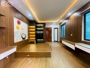Cực Phẩm! Chủ Hạ Chào 1/2 Tỷ - Lô Góc 45m2x7T Thang Máy. Đầy Đủ Nội Thất, Gần Phố, Mặt Ngõ Thông Phố Vĩnh Phúc, Ba Đình.