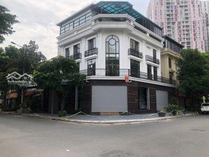 cho thuê biệt thự phố dịch vọng, cầu giấy, dt 150m2x4t, mt 20m, nhà thông sàn, vỉa hè rộng.