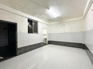 khai trương trọ sinh viên 18m2 - mới sạch đẹp - cửa sổ thoáng - từ 3.x tr - gần ga sài gòn quận 3