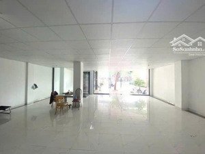 tòa nhà vip! mặt phố hoàng cầu đống đa 216m2 9 tầng mt 10.5m