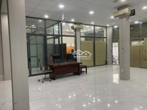 cho thuê tòa nhà mt đường đỗ xuân hợp