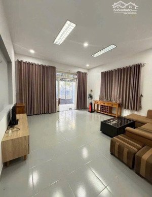 chính chủ cần bán gấp nhà cấp 4. nhà gần chợ bình chánh, thành phố hồ chí minh. khu dân cư