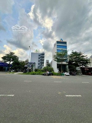 ngộp bank bán gấp nhà c4 tiện xây tòa nhà đường ung văn khiêm bình thạnh 14x50m ctxd: 2hầm - 11tầng