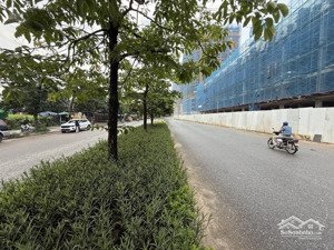 siêu hiếm - toà nhà văn phòng lô góc 3 thoáng vĩnh viễn - 8 tầng thông sàn thang máy