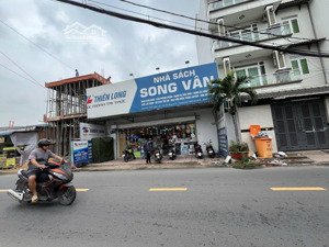 nhà mặt tiền dt lớn đường vườn lài , phường apđ , quận - 12