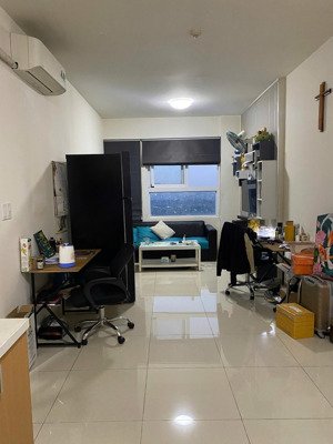 chuyển công tác em chính chủ cần bán căn citisoho 2pn-2wc full nội thất, đã có sổ hồng, hỗ trợ vay