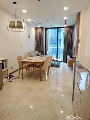 chính chủ bán căn hộ vinhomes ba son view sông tầng cao nội thất cao cấp giá cực tốt chỉ 9.48 tỷ