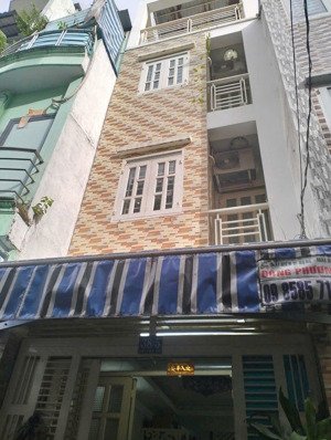 cho thuê nhà hẻm nguyễn duy dương q10. nhà mới 100% đang giai đoạn sơn sửa